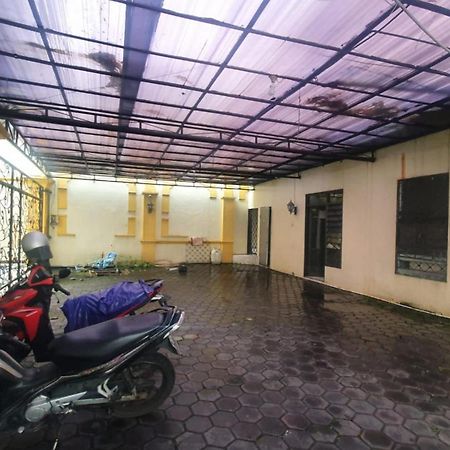 Reddoorz Syariah At Demasto Homestay Jembel المظهر الخارجي الصورة